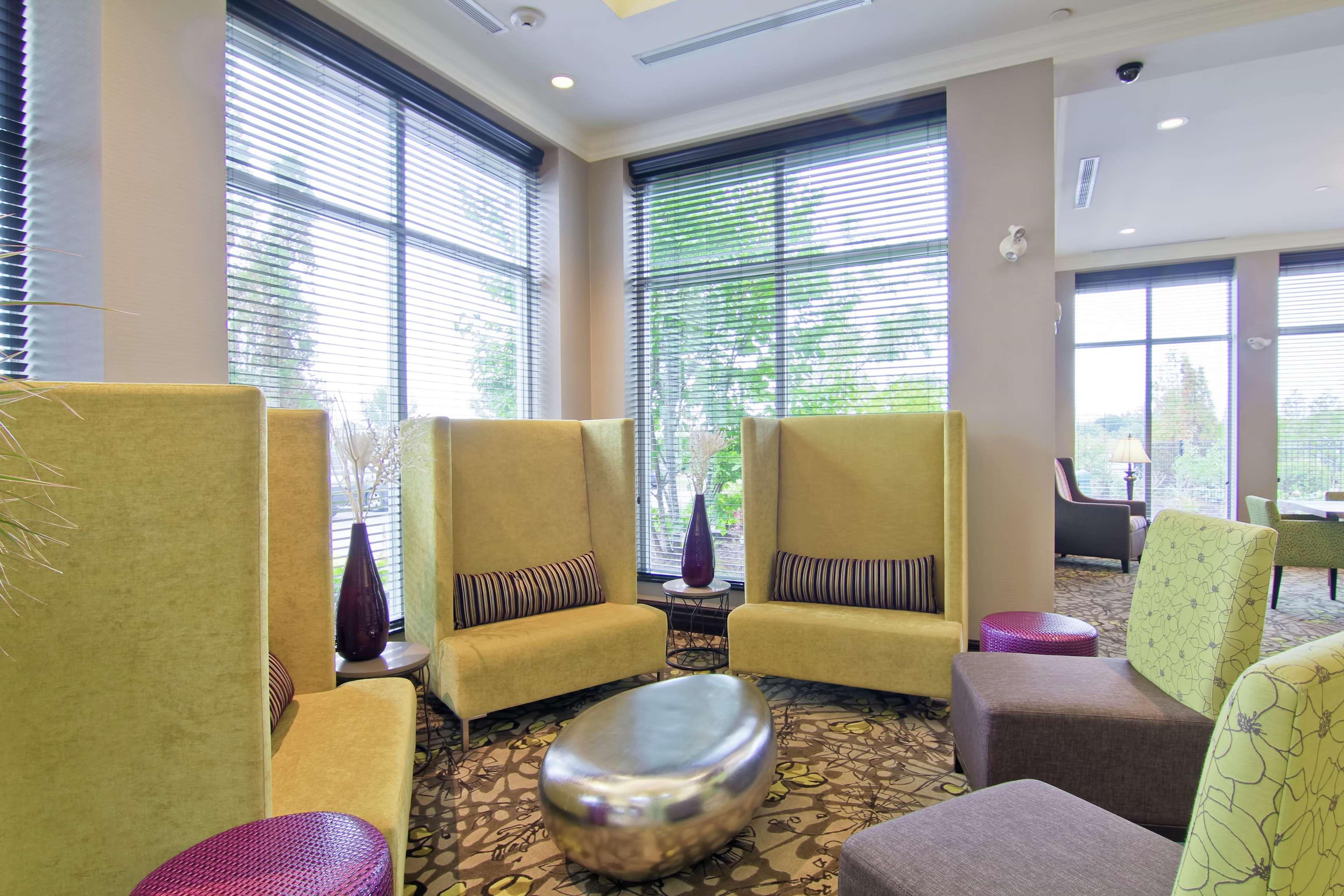 Hilton Garden Inn Toronto/Ajax Exteriör bild